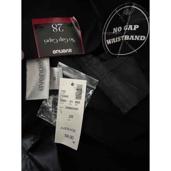 NWT Avenue black 3 pairs of pants one crop size 28 - Picture 7 of 13